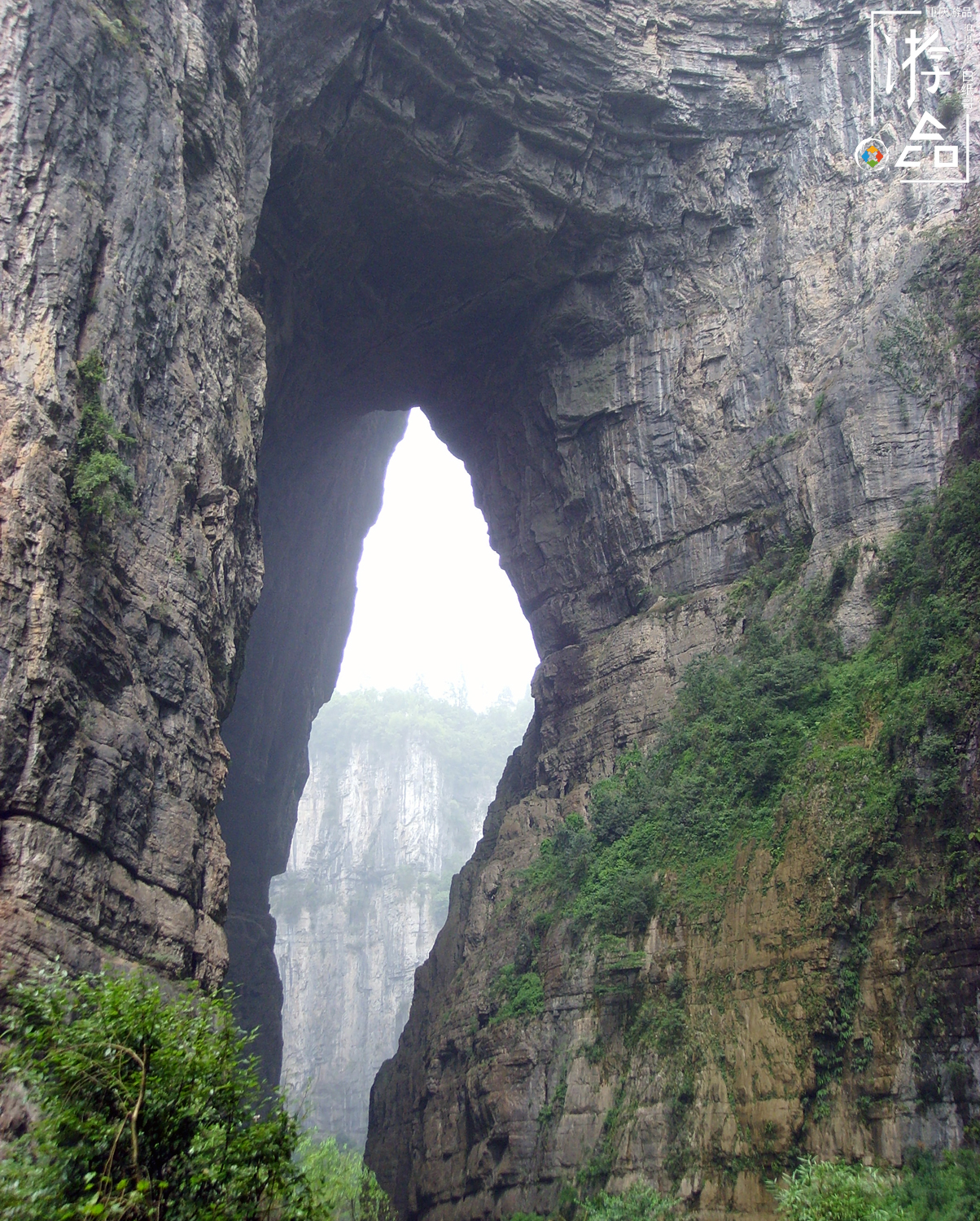 重庆最新景区,一、洪崖洞