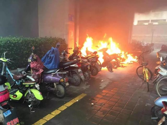 电动自行车过度充电6分钟就爆炸,一、事件概述